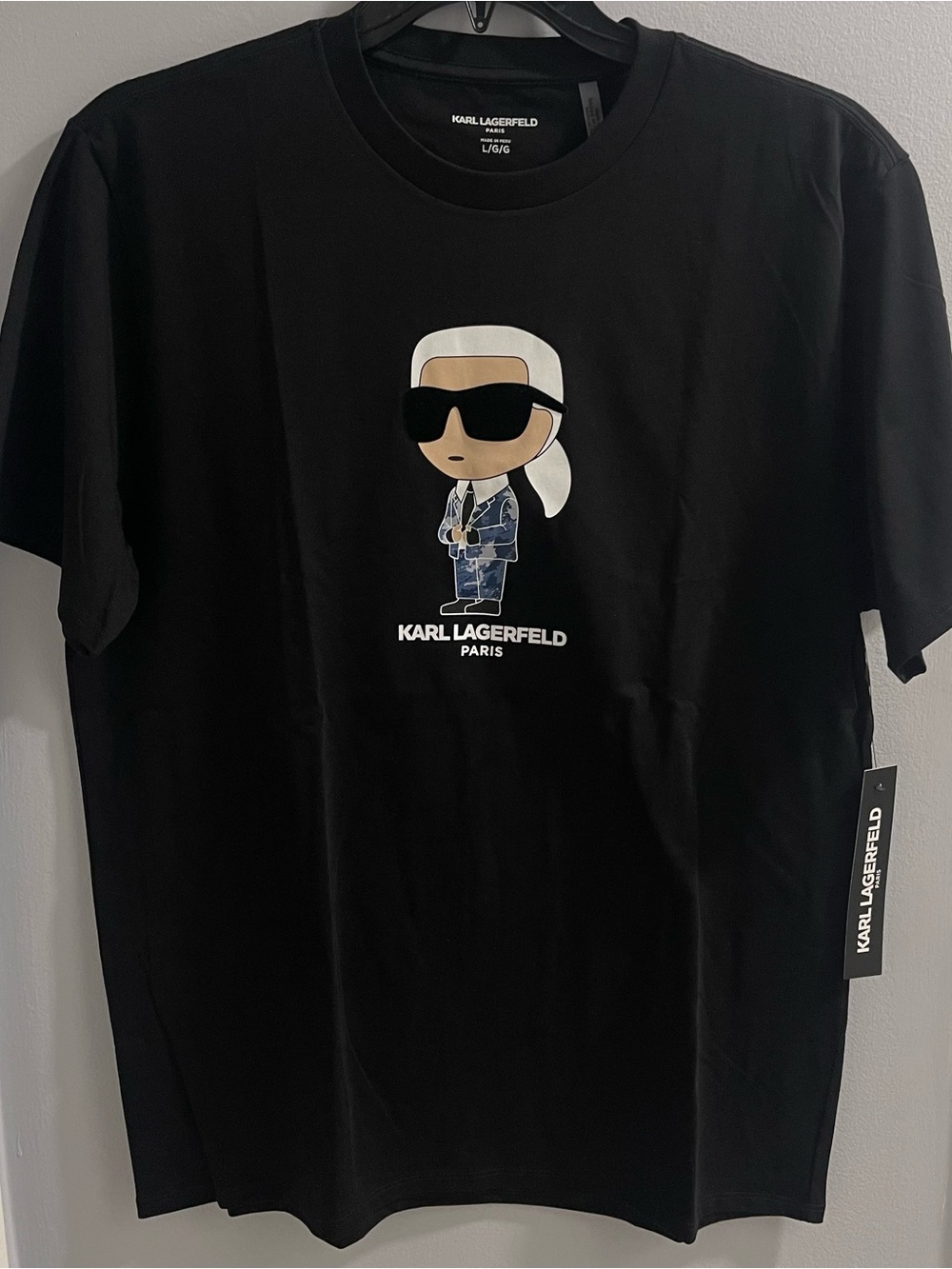 karl lagerfeld T-shirt Mens Size: S, M, L, XL